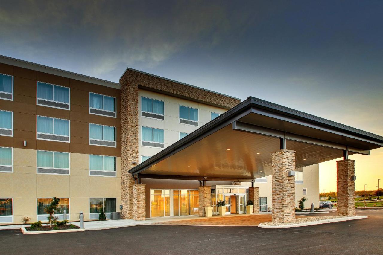Holiday Inn Express & Suites Findlay North By Ihg Buitenkant foto